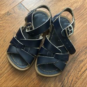 Salt Water sandals. Pet and smoke free home